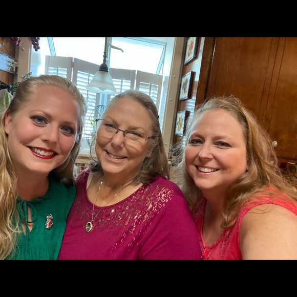 Meet your Posher, Juliet - Picture 8 of 9